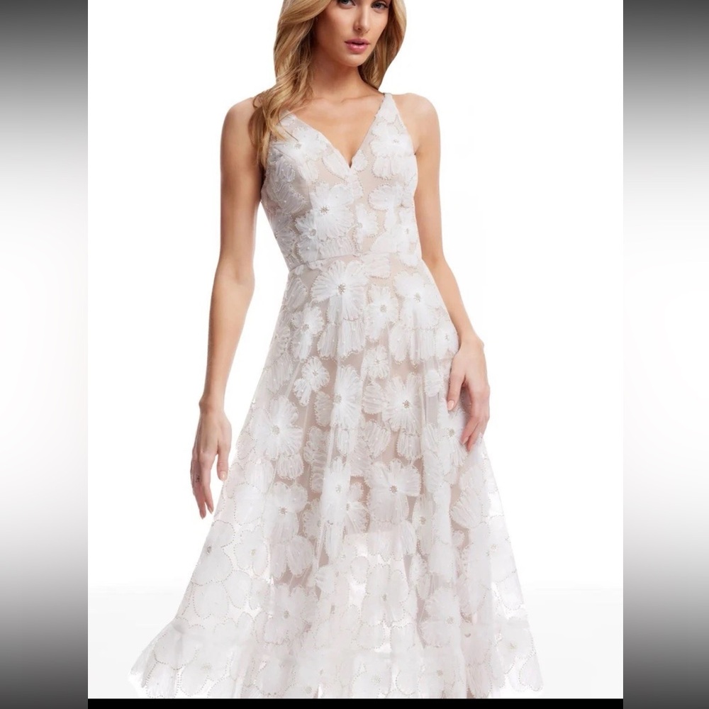 Dress the Population White Floral Embroidered V-Neck Midi Dress